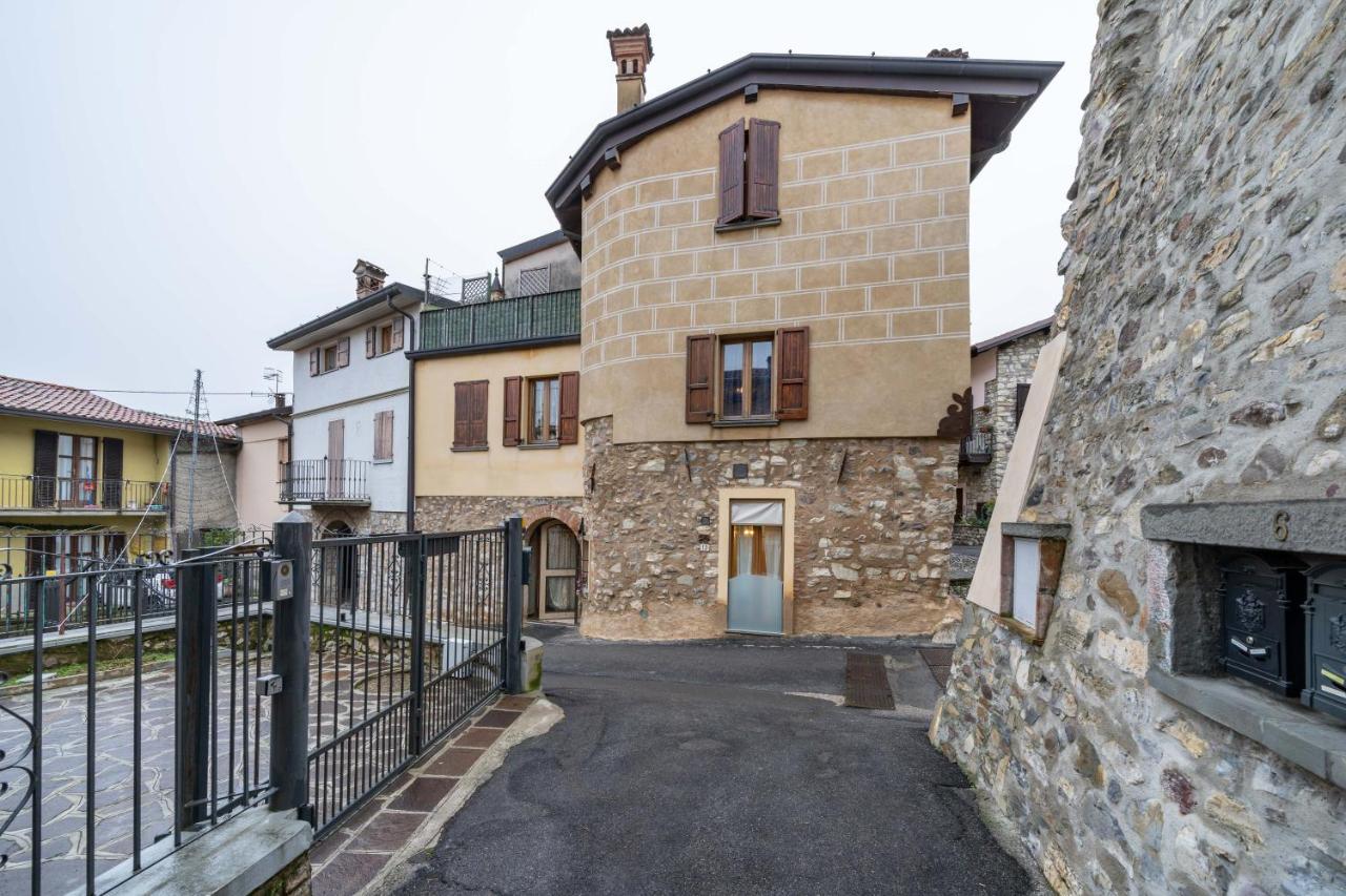 Le Chateau Franciacorta - By Host4U Apartment Colombaro  Exterior photo